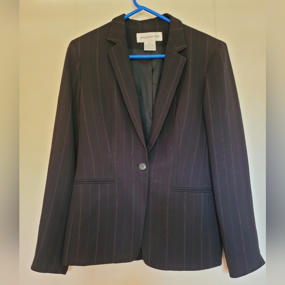 Jones New York blazer size 8